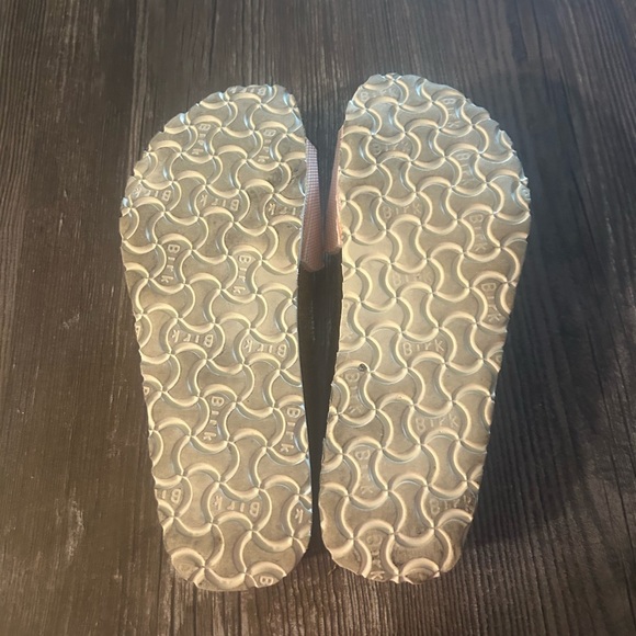 Birkenstock Pink Textured Sandals - Picture 5 of 5
